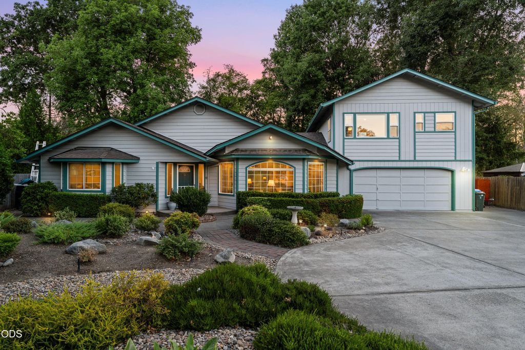 139 Belindy Circle, Grants Pass, OR 97527