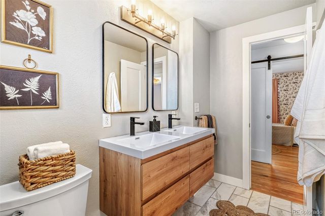 6648 S Wellington Court, Centennial, CO 80121