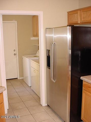 66 S PEPPERWOOD Place, Chandler, AZ 85226