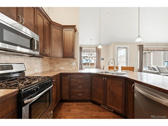 4081 Falcon Dr, Fort Lupton, CO 80621