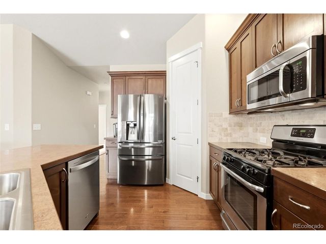 4081 Falcon Dr, Fort Lupton, CO 80621