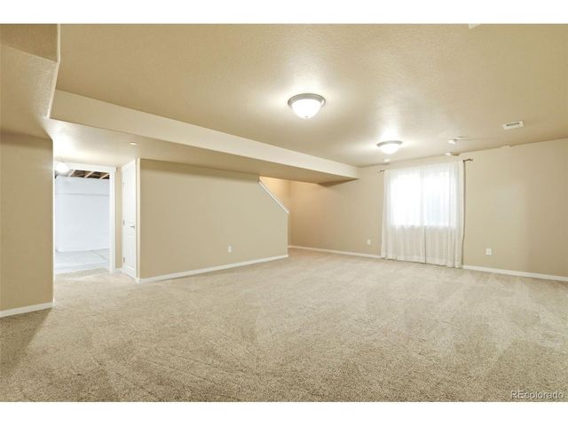 4081 Falcon Dr, Fort Lupton, CO 80621