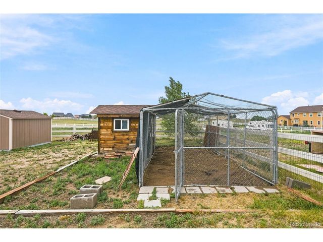 4081 Falcon Dr, Fort Lupton, CO 80621
