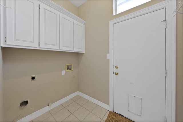 6619 Shelton Home Court, Arlington, TX 76017