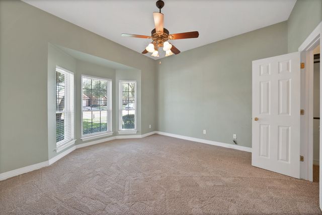 6619 Shelton Home Court, Arlington, TX 76017
