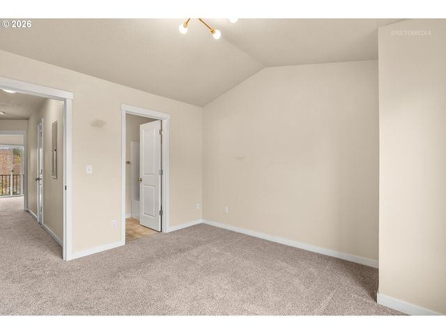 10442 Sw AKILEAN Ter, Portland, OR 97223