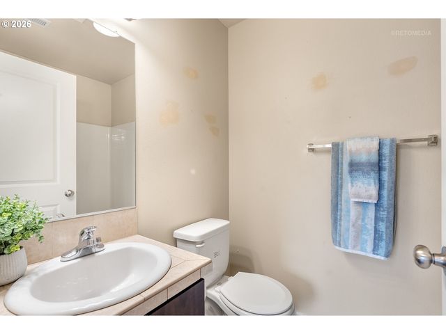 10442 Sw AKILEAN Ter, Portland, OR 97223