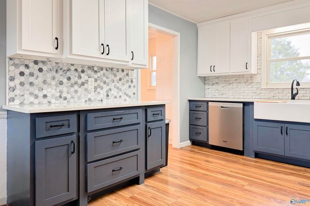 2204 Duncansby Drive, Decatur, AL 35603