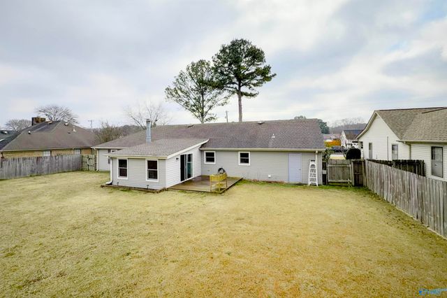 2204 Duncansby Drive, Decatur, AL 35603