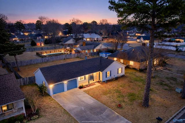 2204 Duncansby Drive, Decatur, AL 35603