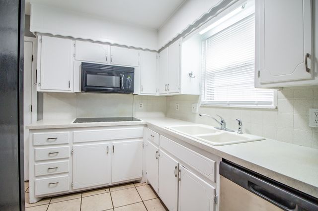 5406 46th Street, Lubbock, TX 79414