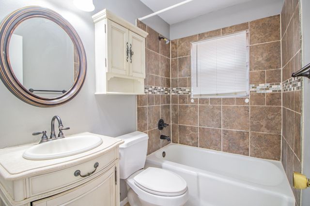 5406 46th Street, Lubbock, TX 79414