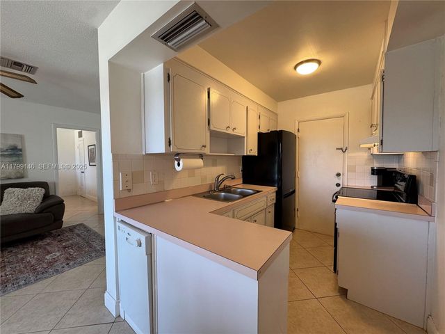 1700 Pierce Street 702, Hollywood, FL 33020