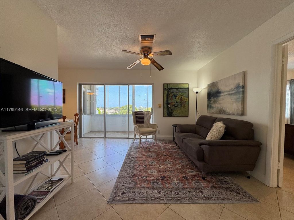 1700 Pierce Street 702, Hollywood, FL 33020