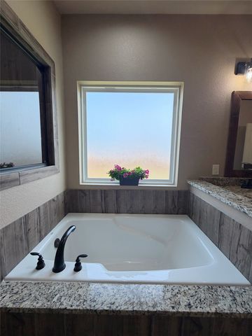 373 Mill Creek Drive, Abilene, TX 79602