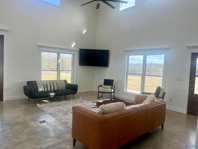 2465 S Hwy 179, Altoona, AL 35952