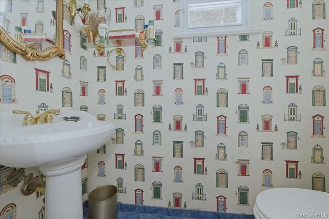 3881 Greentree Drive, Oceanside, NY 11572