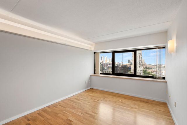 1920 S 1st Street 2103, Minneapolis, MN 55454