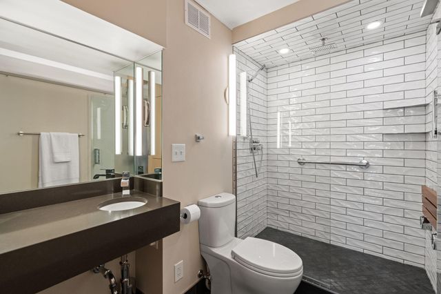 1920 S 1st Street 2103, Minneapolis, MN 55454