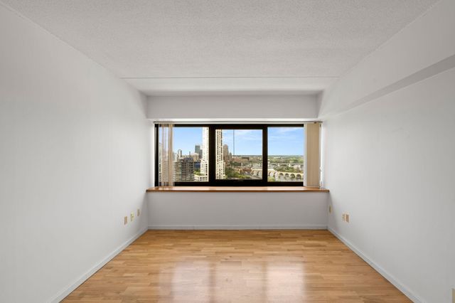 1920 S 1st Street 2103, Minneapolis, MN 55454