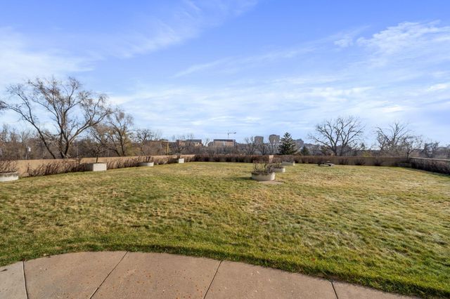 1920 S 1st Street 2103, Minneapolis, MN 55454