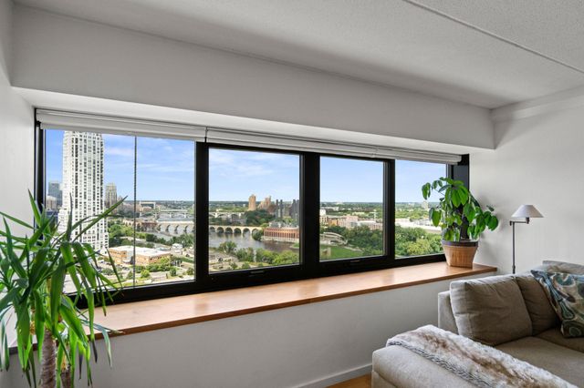 1920 S 1st Street 2103, Minneapolis, MN 55454