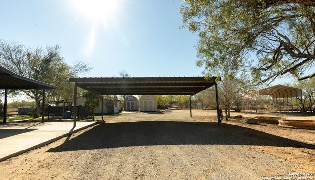 1510 Corgey, Pleasanton, TX 78064