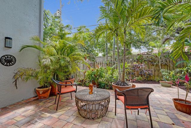 620 NE 9th Avenue 6, Fort Lauderdale, FL 33304