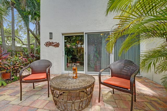 620 NE 9th Avenue 6, Fort Lauderdale, FL 33304