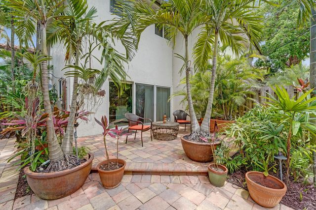 620 NE 9th Avenue 6, Fort Lauderdale, FL 33304