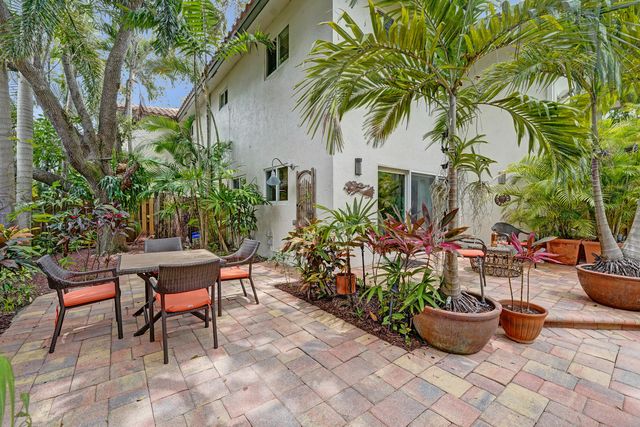 620 NE 9th Avenue 6, Fort Lauderdale, FL 33304