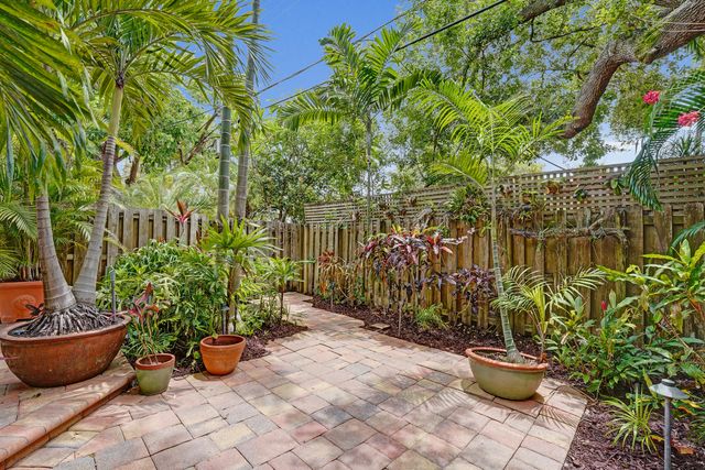 620 NE 9th Avenue 6, Fort Lauderdale, FL 33304