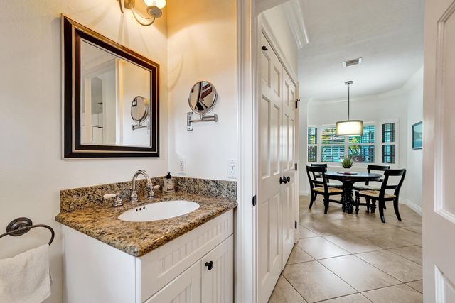 620 NE 9th Avenue 6, Fort Lauderdale, FL 33304