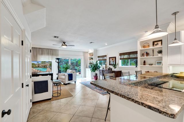 620 NE 9th Avenue 6, Fort Lauderdale, FL 33304