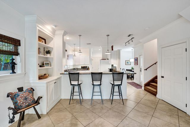 620 NE 9th Avenue 6, Fort Lauderdale, FL 33304