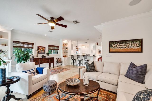 620 NE 9th Avenue 6, Fort Lauderdale, FL 33304