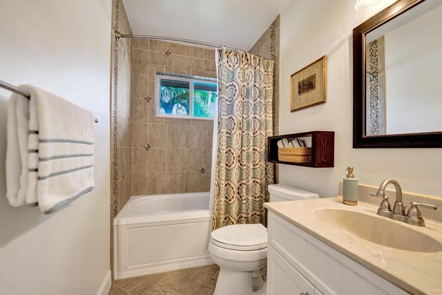 620 NE 9th Avenue 6, Fort Lauderdale, FL 33304