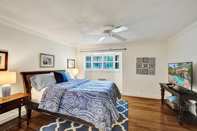 620 NE 9th Avenue 6, Fort Lauderdale, FL 33304