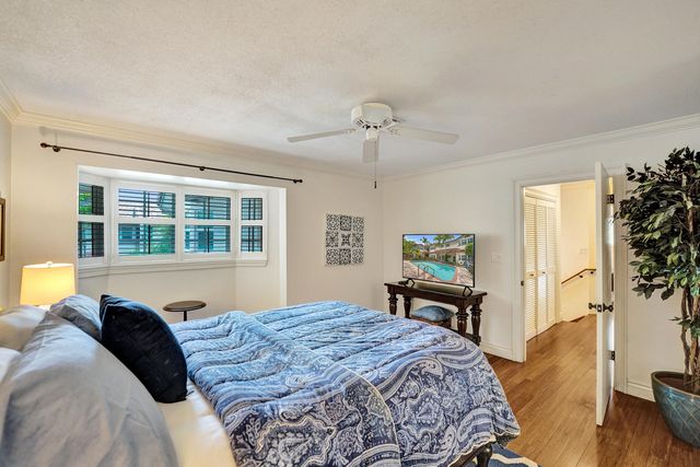 620 NE 9th Avenue 6, Fort Lauderdale, FL 33304