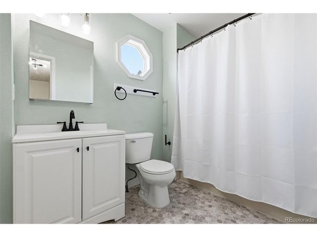 2016 Mount Sneffels St, Longmont, CO 80504