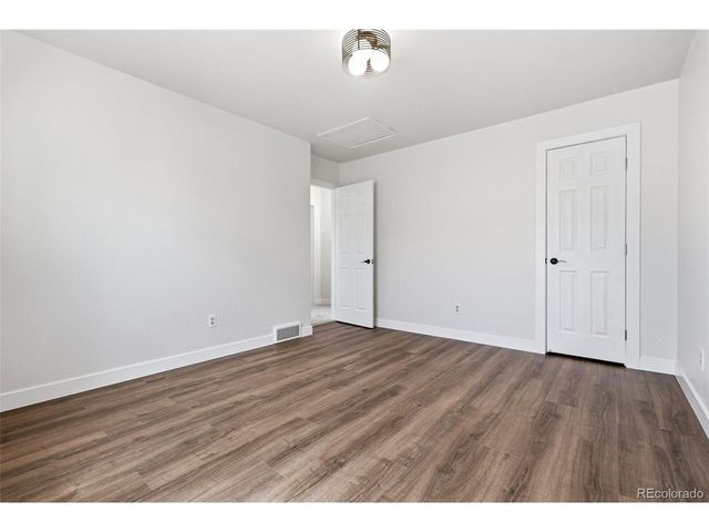 2016 Mount Sneffels St, Longmont, CO 80504