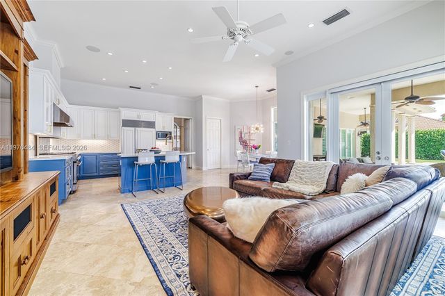 16721 SW 86th Ct, Palmetto Bay, FL 33157