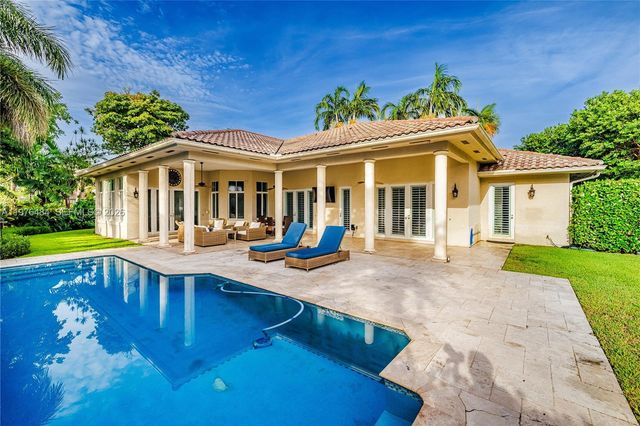 16721 SW 86th Ct, Palmetto Bay, FL 33157