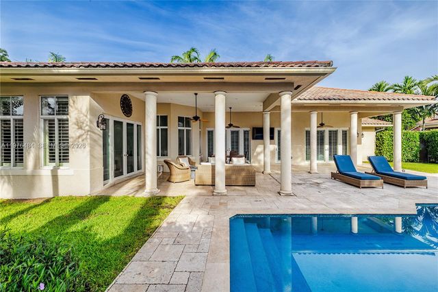 16721 SW 86th Ct, Palmetto Bay, FL 33157