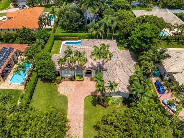 16721 SW 86th Ct, Palmetto Bay, FL 33157