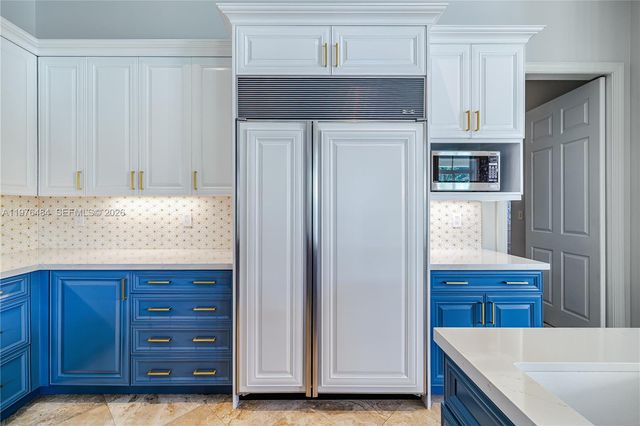 16721 SW 86th Ct, Palmetto Bay, FL 33157