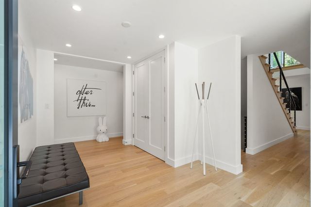 21 White Oak Road, Newton, MA 02468