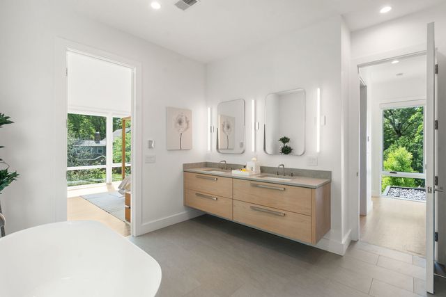 21 White Oak Road, Newton, MA 02468