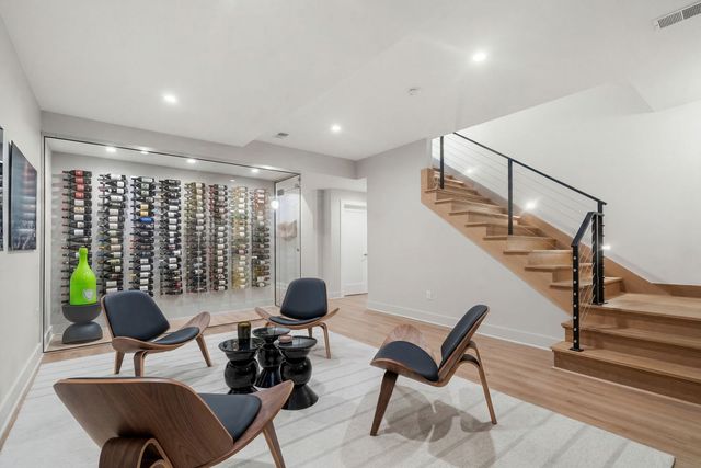21 White Oak Road, Newton, MA 02468