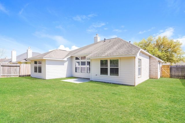 4515 Bridgevillage Drive D, Spring, TX 77373